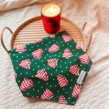 Load image into Gallery viewer, Merry Cakes
