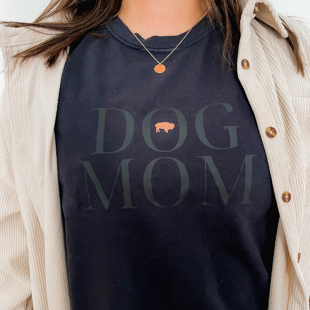 Black monochrome dog mom tshirt